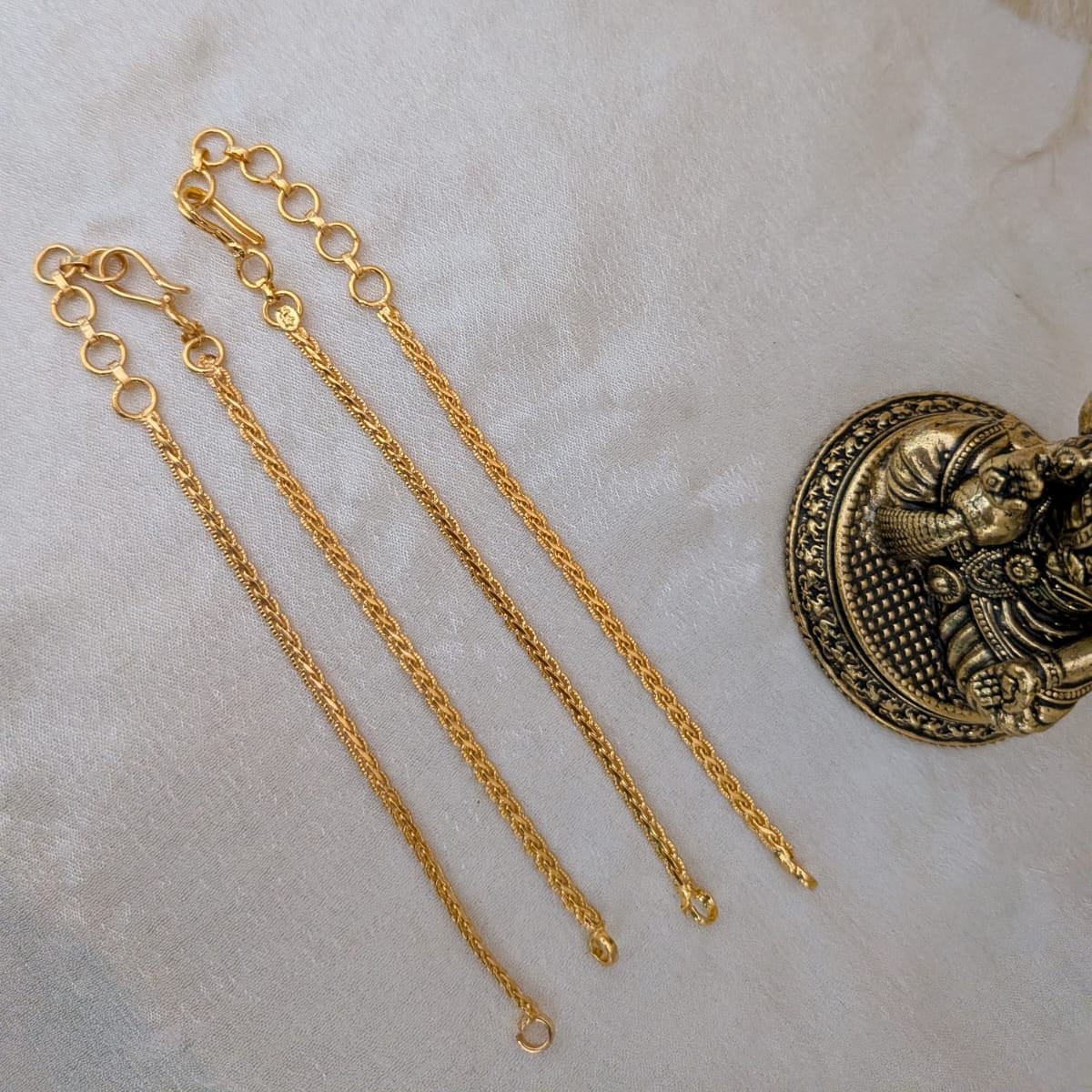 Plain back chain