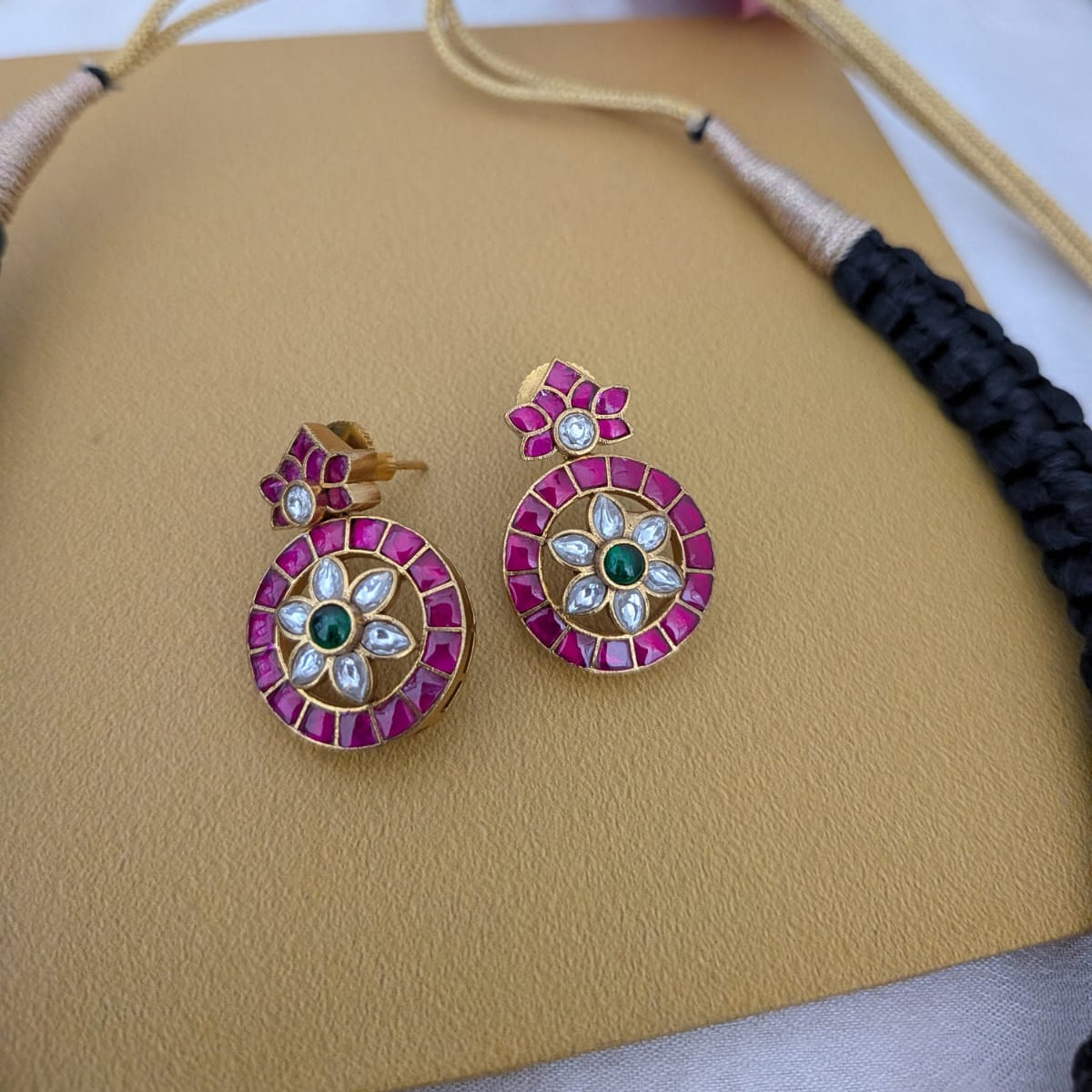 Black thread jadau stone neclace set