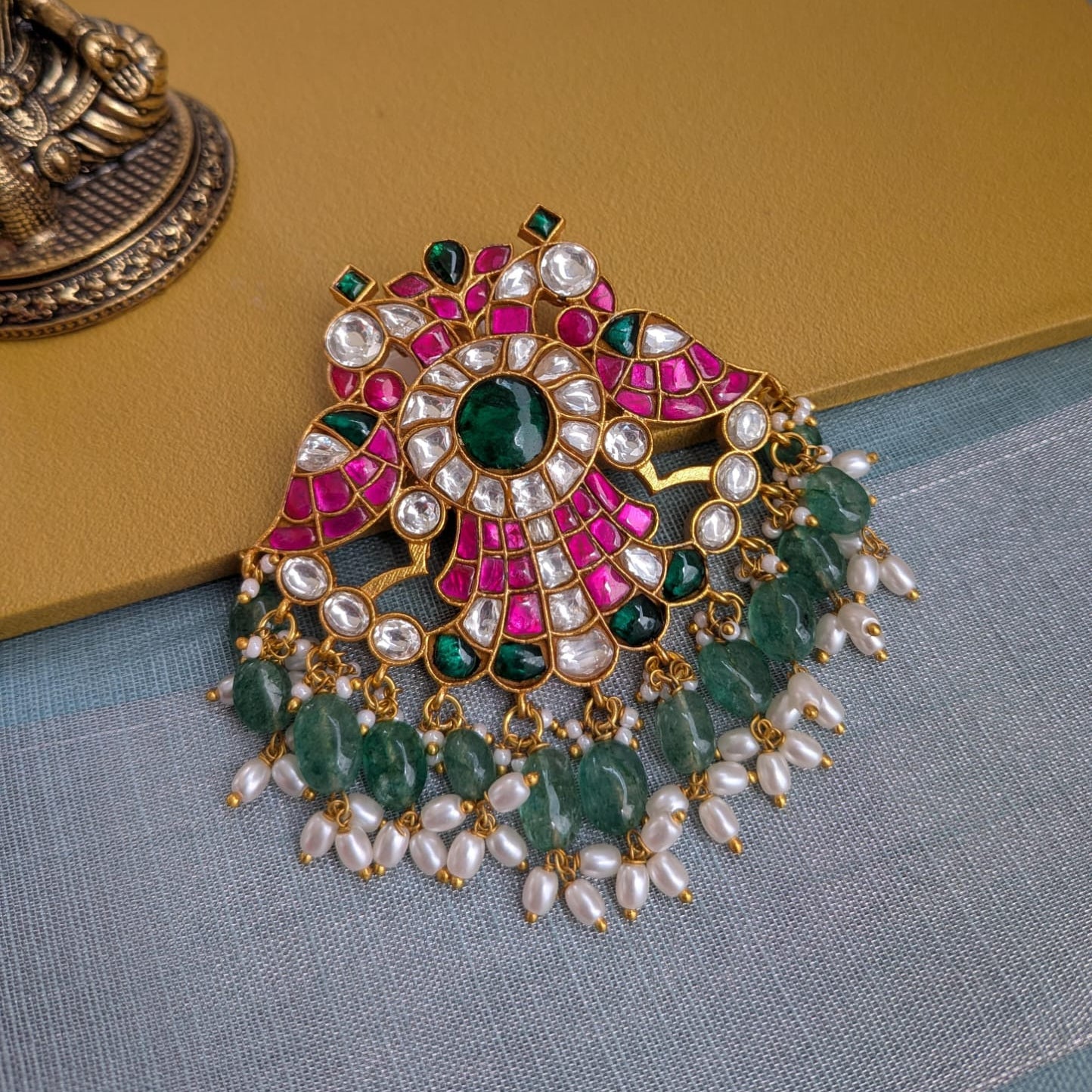 Jadau kundan gandaberunda pendant