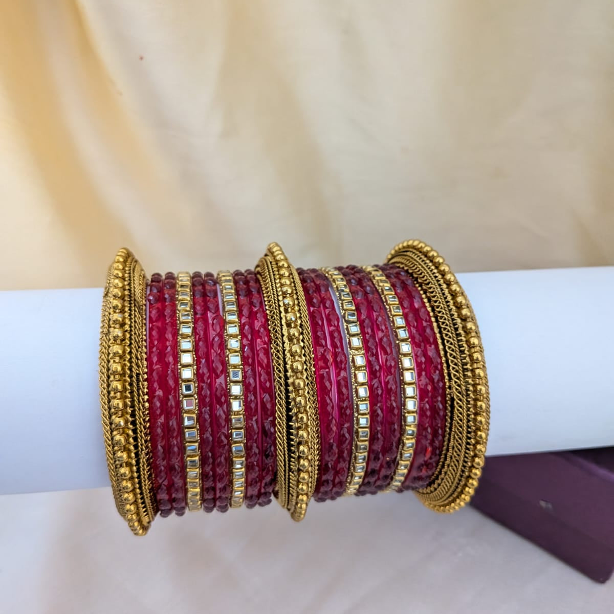 Kundan with glass red bridal bangle