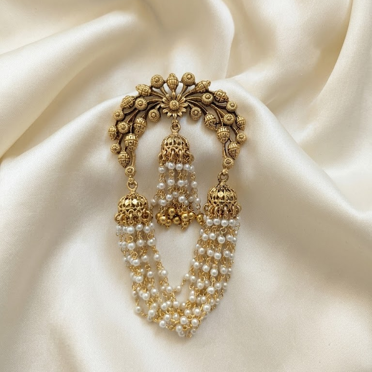 Floral with pearl hair pin