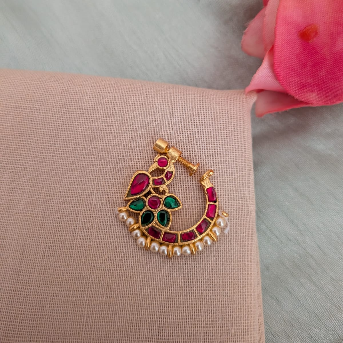 Jadau Kundan Peacock nosepin / Nath