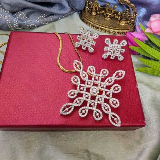 CZ kolam pendant chain