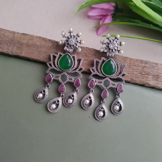 Sla stone lotus earing