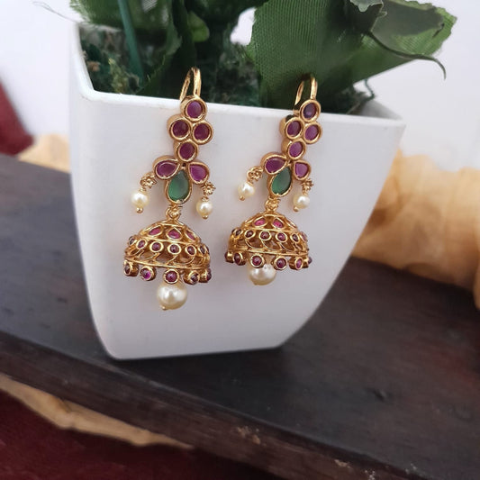 Hook type kemp stone jumkha earring
