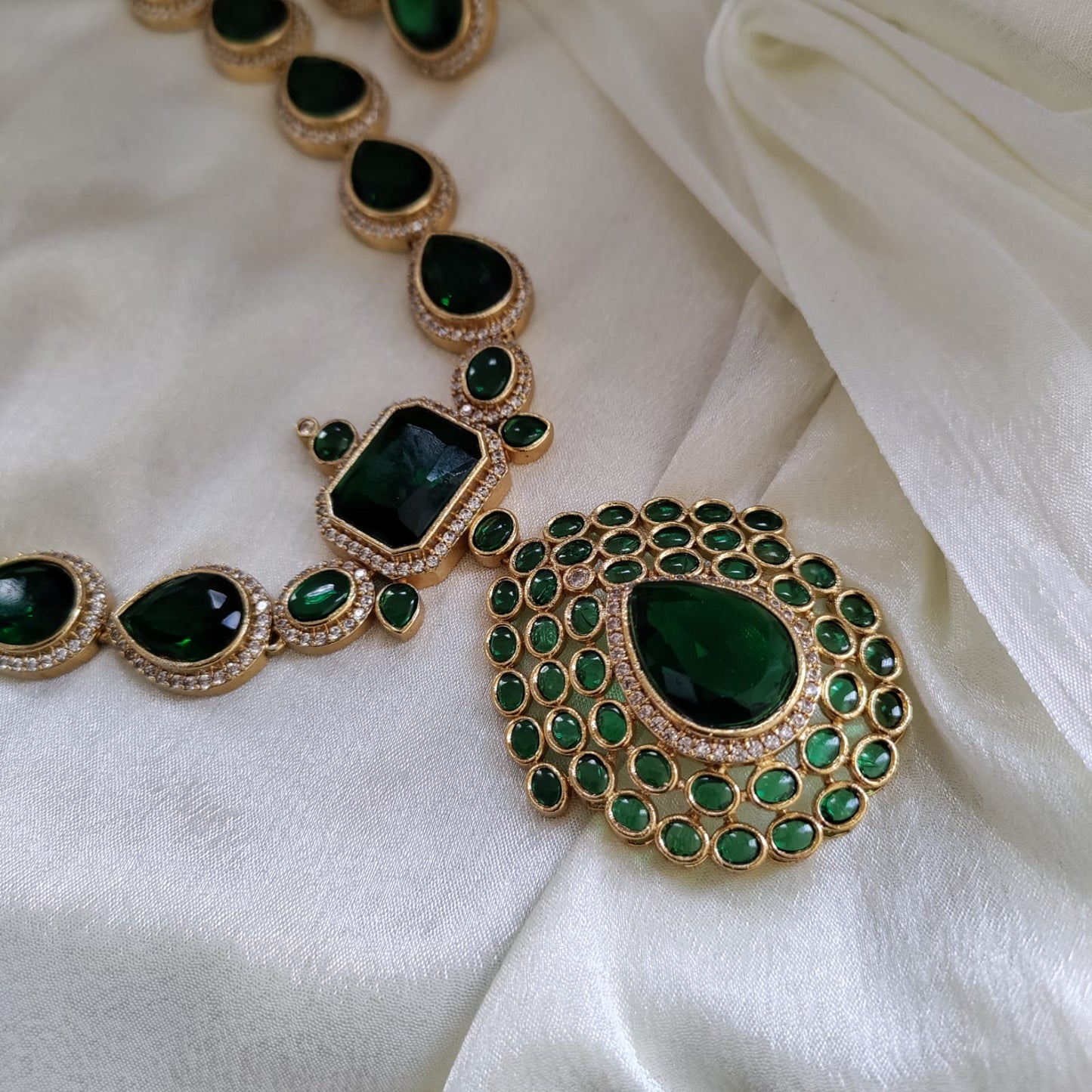 Jyothika Inspired Emerald stone necklace set