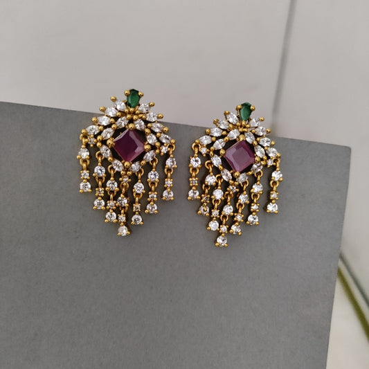 White ad stone earring