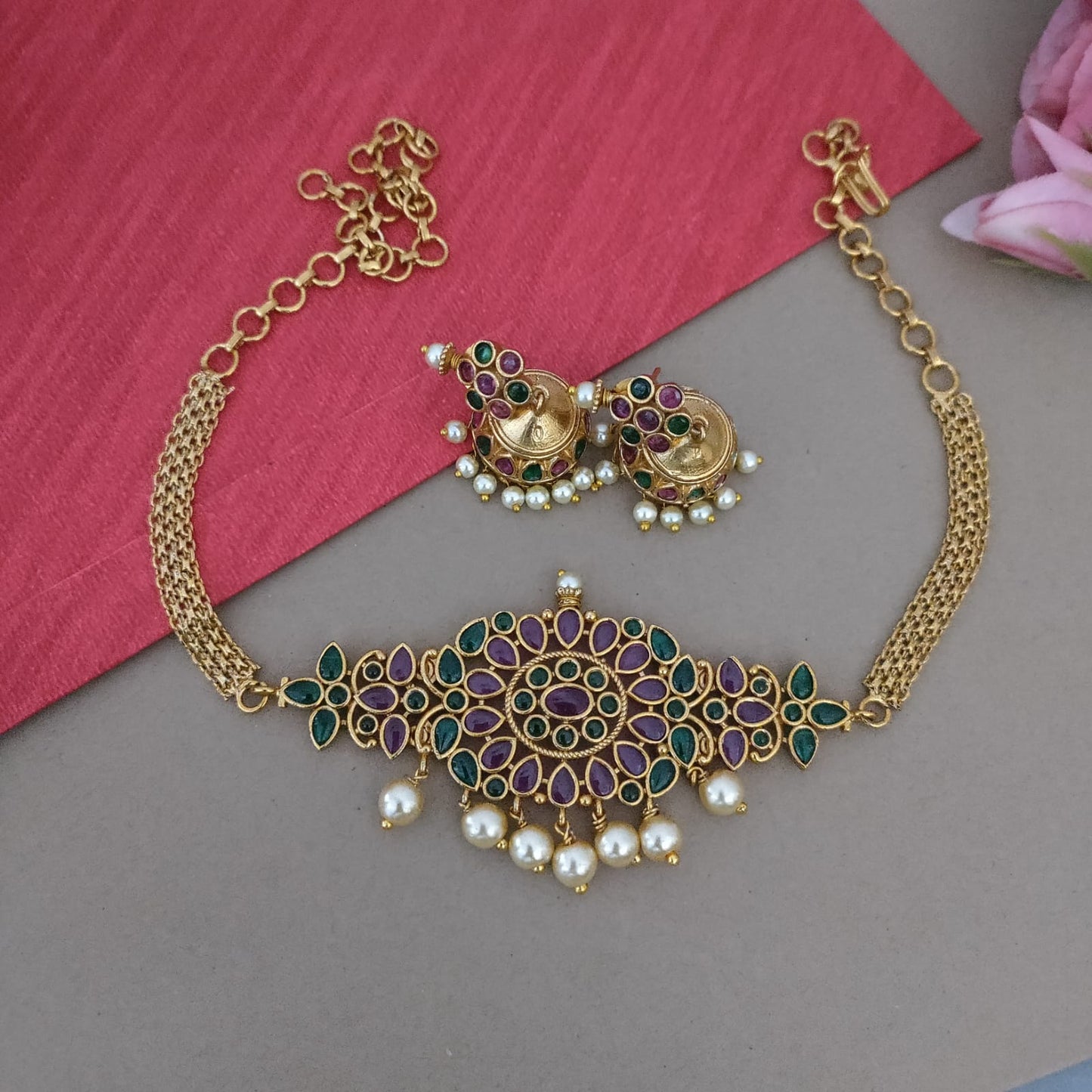 Drop stone chocker set