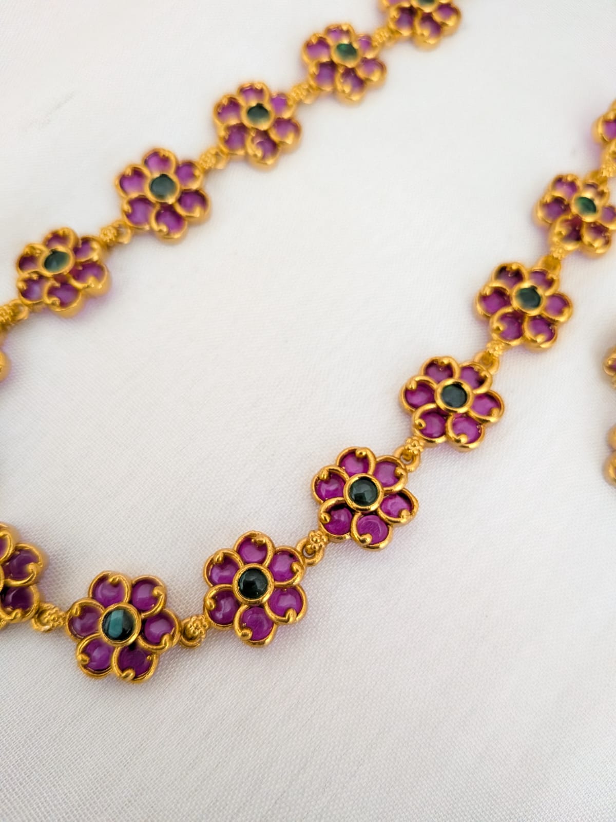 Flower stone necklace set