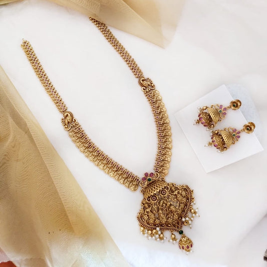 Non Idol long coin necklace