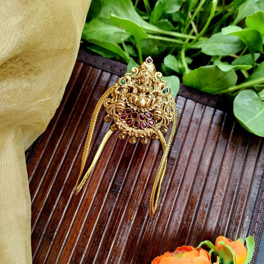 Lakshmi design with kemp stone armlet