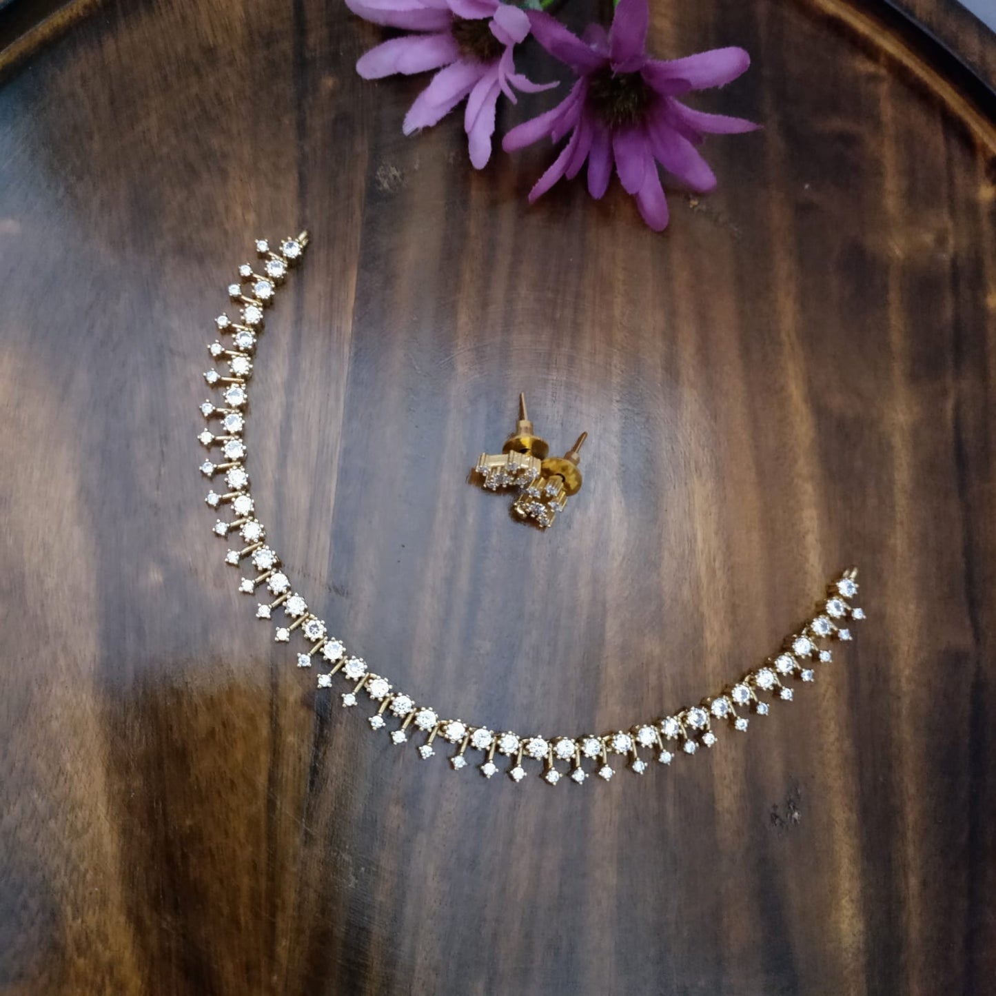 Simple Diamond lookalike sleek neckset in green, white, ruby