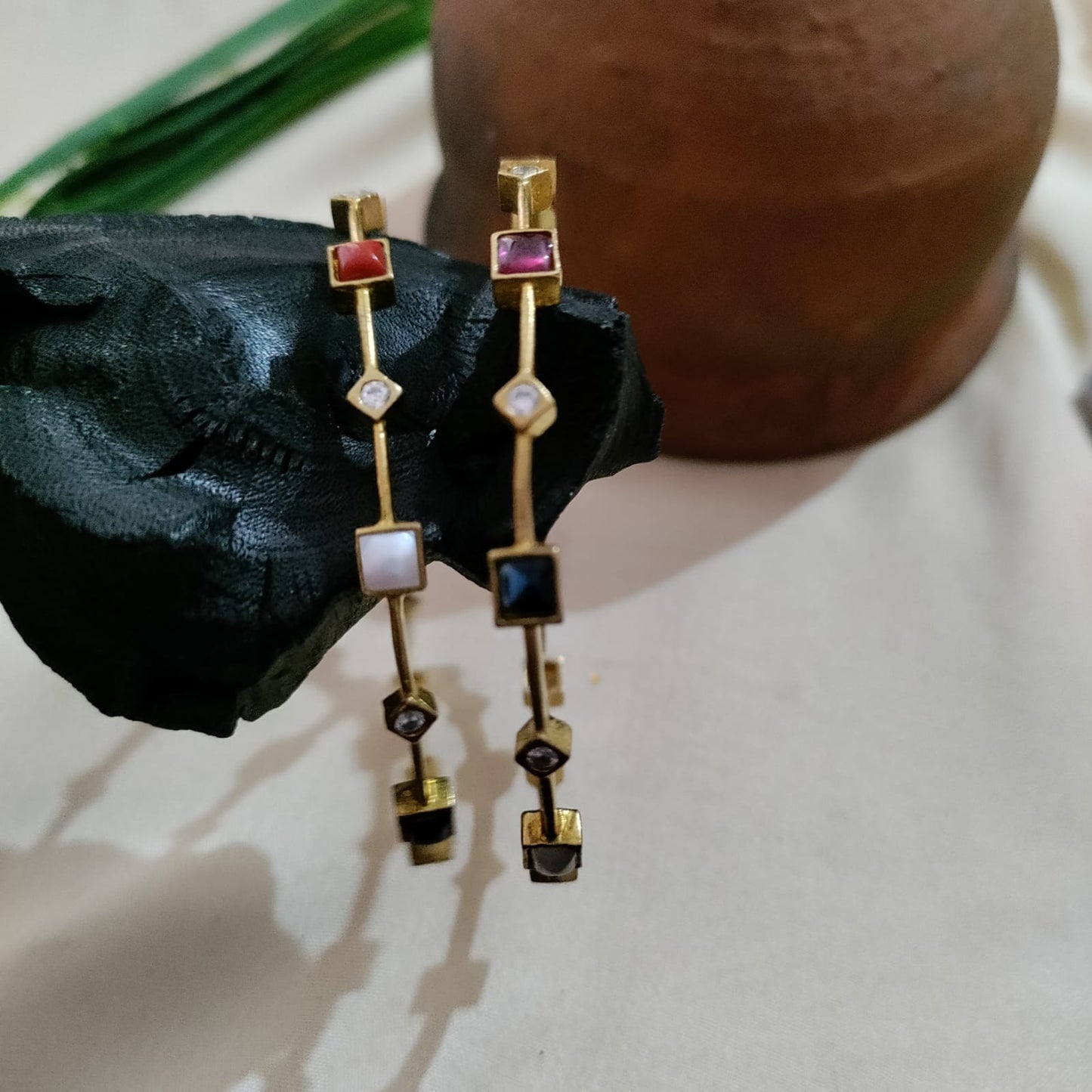Kemp and Navratna Bangle set