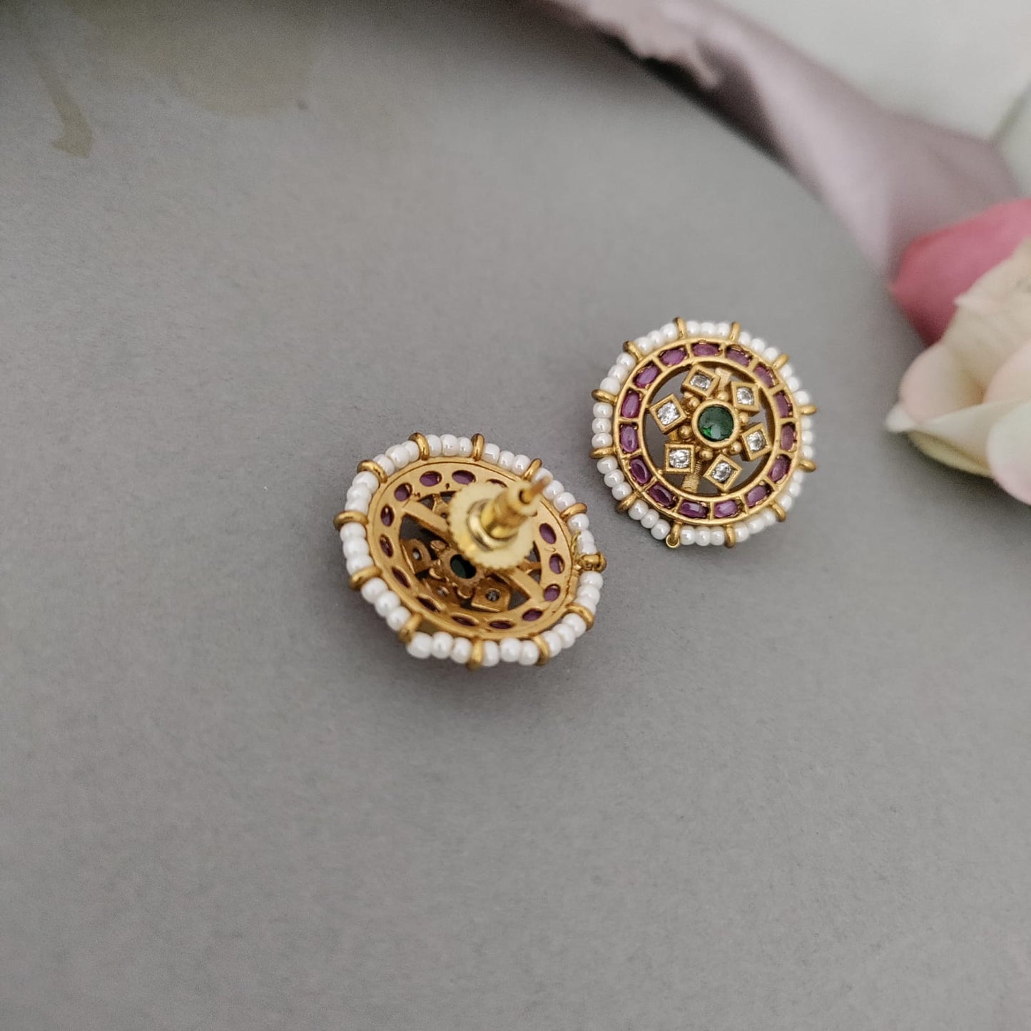 Ruby stone pearl stud