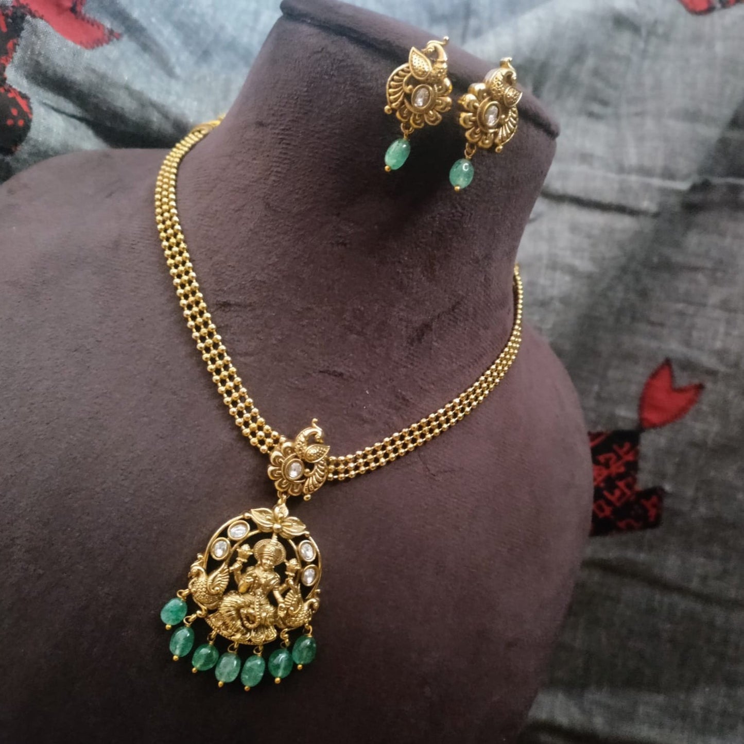 Lakshmi white stone adigai necklace
