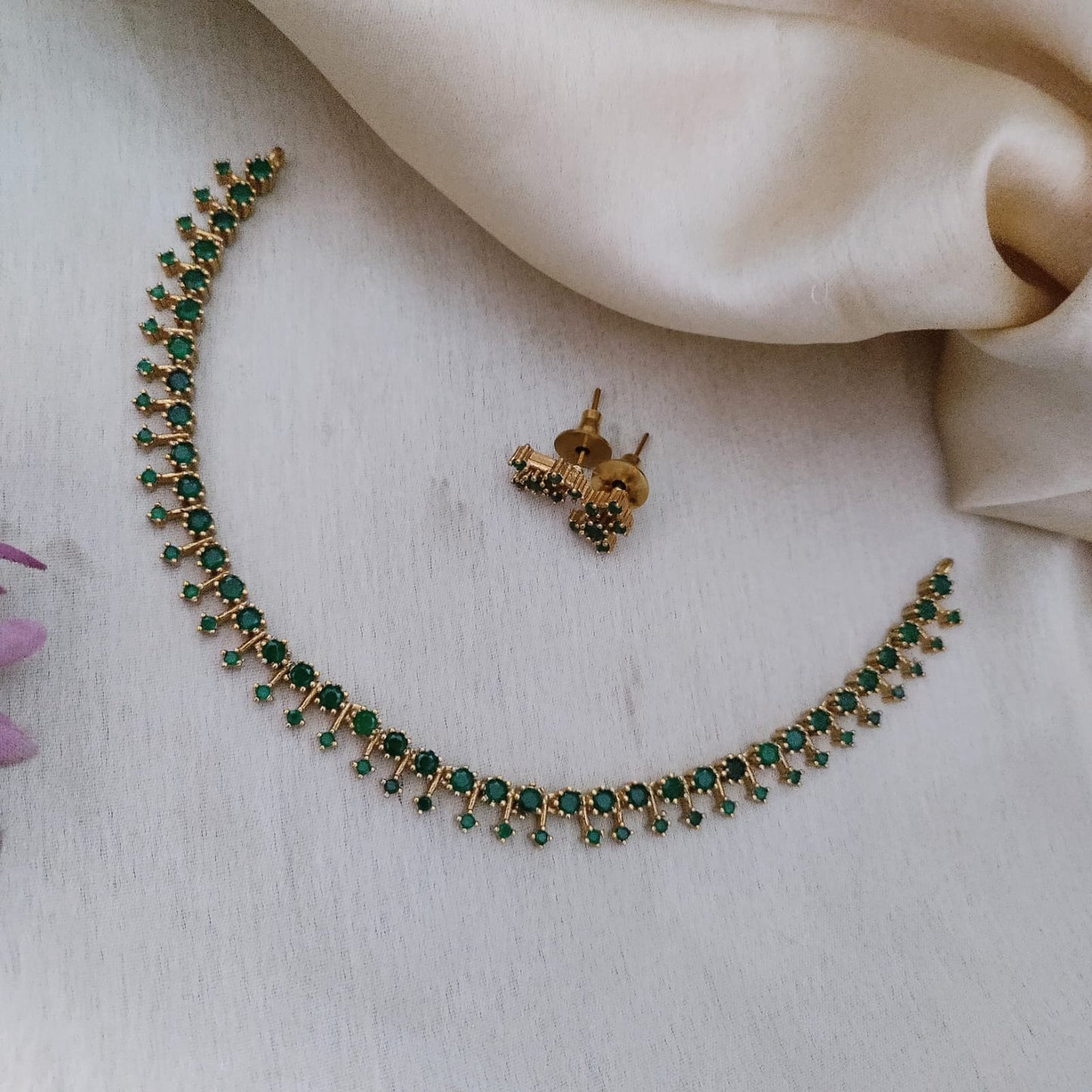 Simple Diamond lookalike sleek neckset in green, white, ruby