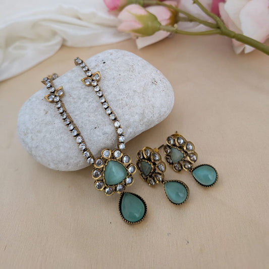 Simple kundan stone necklace set - Blue