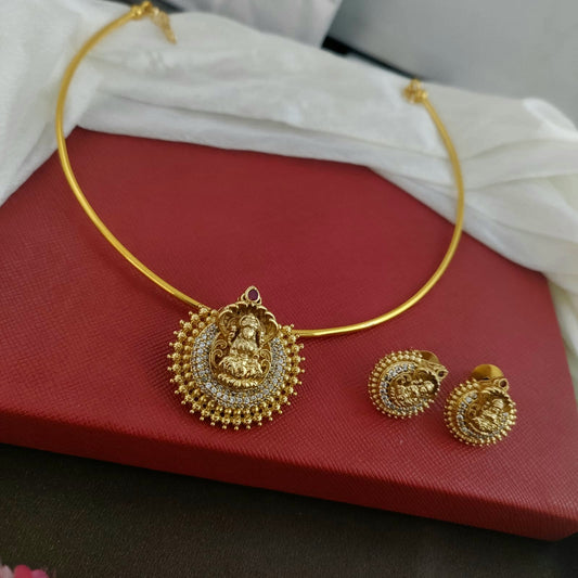 White stone lakshmi pendant hasli set