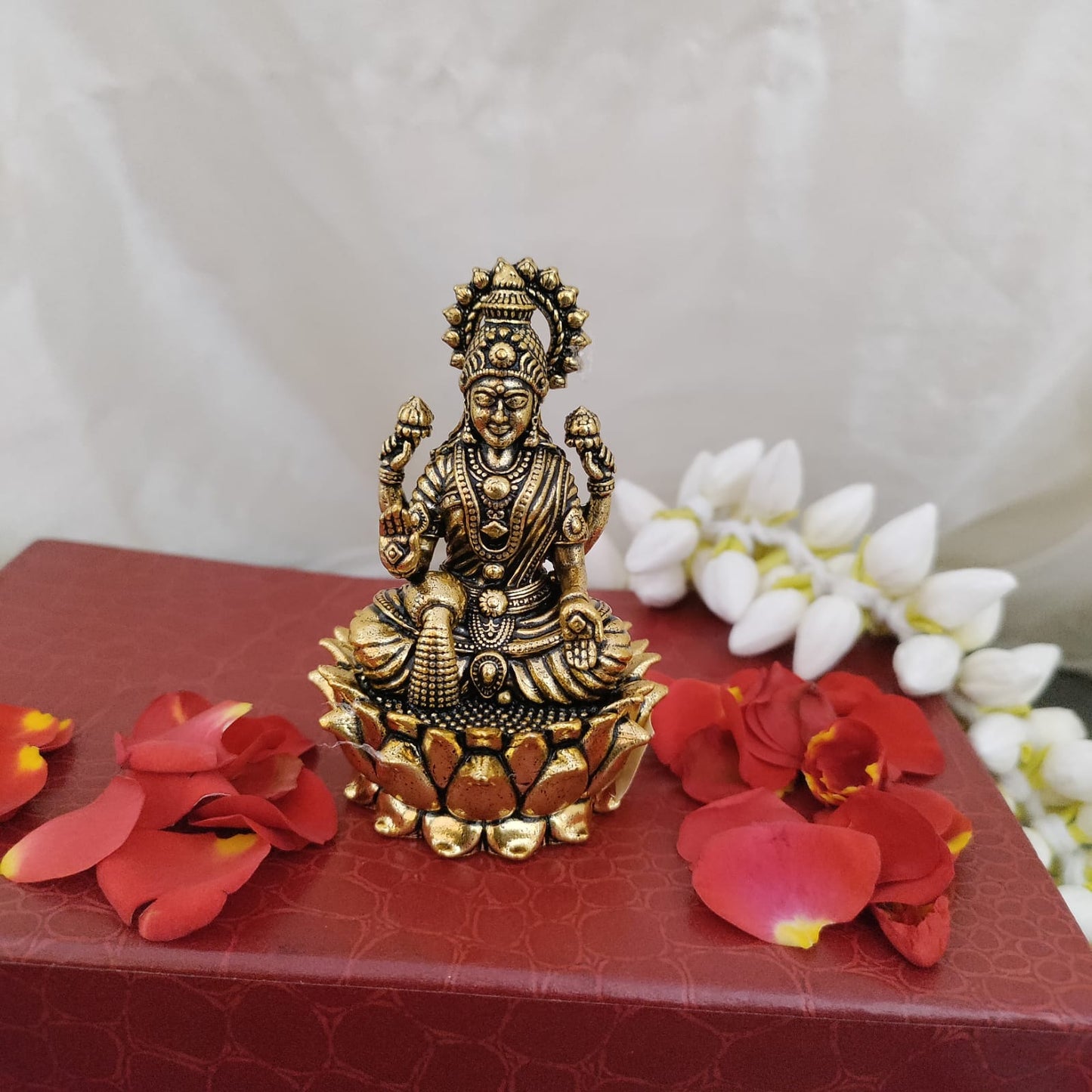 Brass Goddess Lakshmi idol -7.5 cm