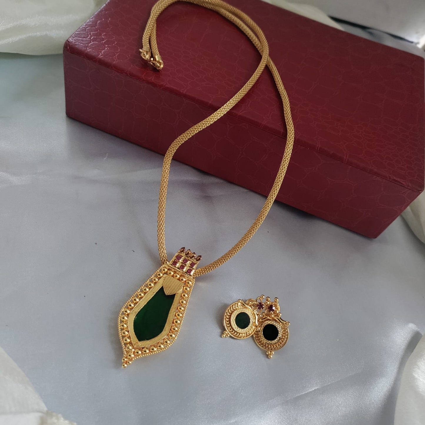 Nagapadam design pendant chain Microplated - Kerala design