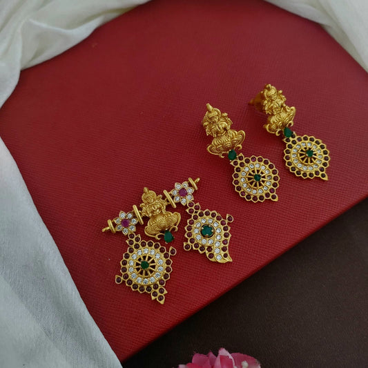 Shangu lakshmi pendant set