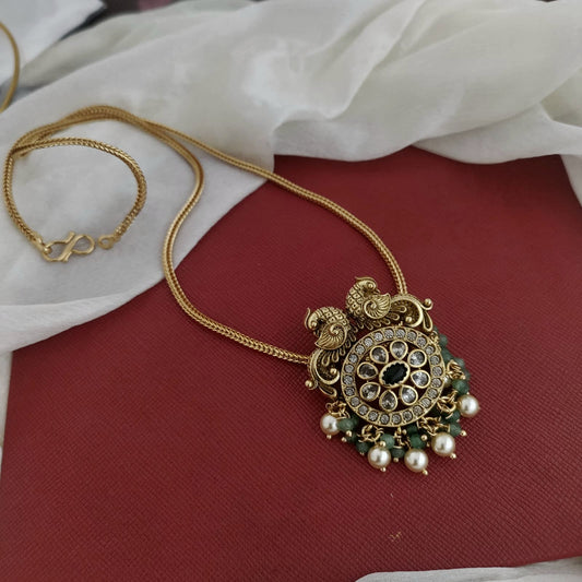 White stone peacock pendant chain set