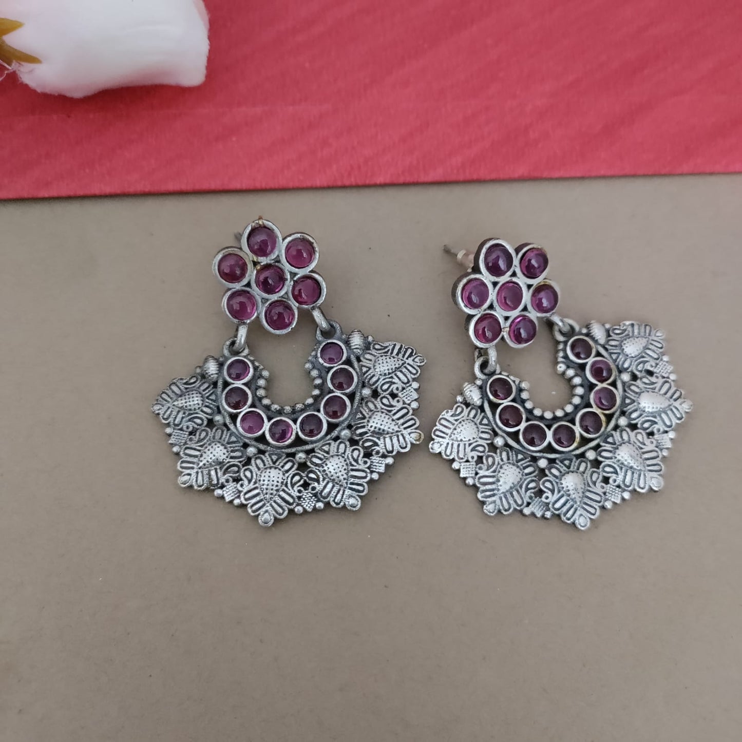 SLA stone earring