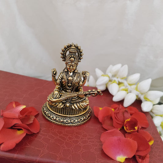 Brass Goddess Saraswathi idol - 6.5 cm