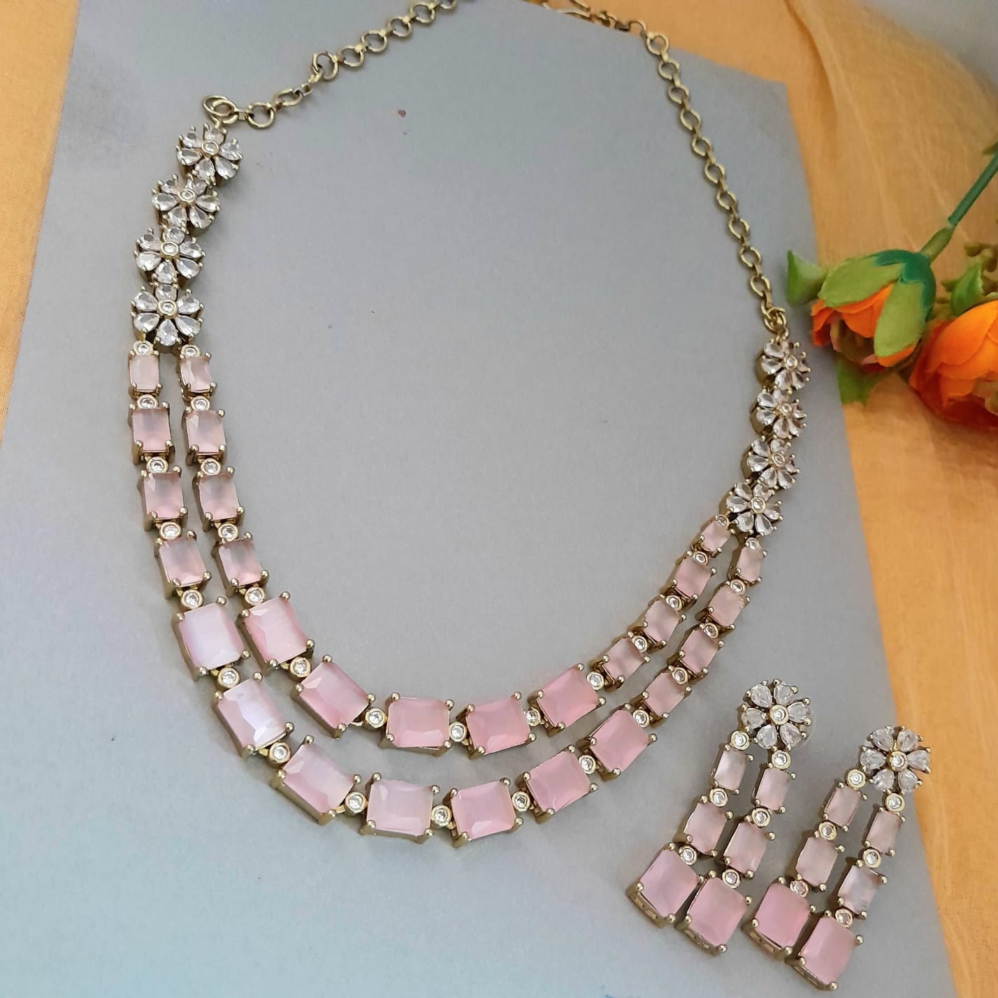 layer  2 line ad necklace set