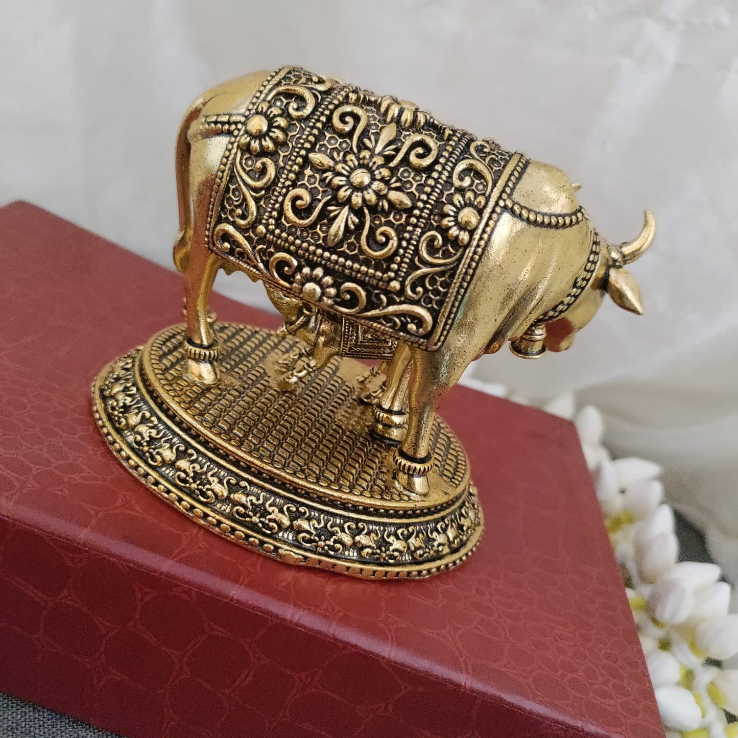 Pure brass kamadhenu cow with calf idol - 8.5 cm