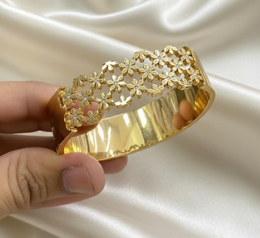 Golden Kada bangle Open type