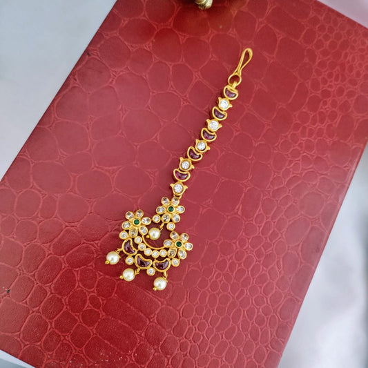 Flower stone maang tikka