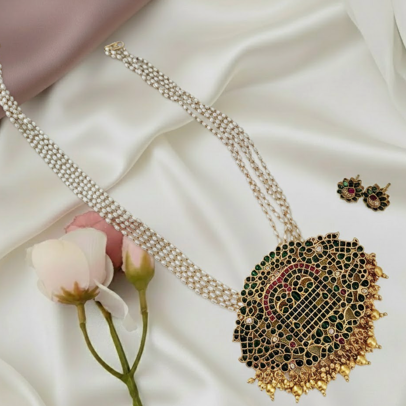 Green stone Kemp pendant Harram set