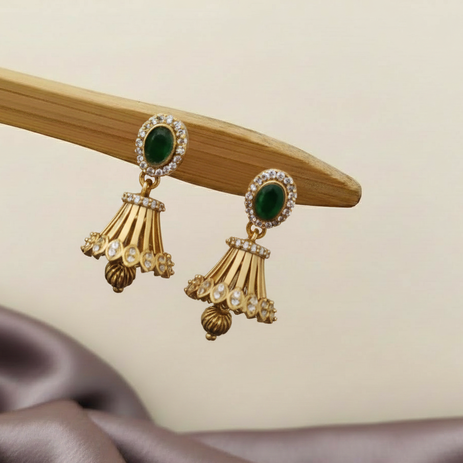 Green stone small jumkha earring
