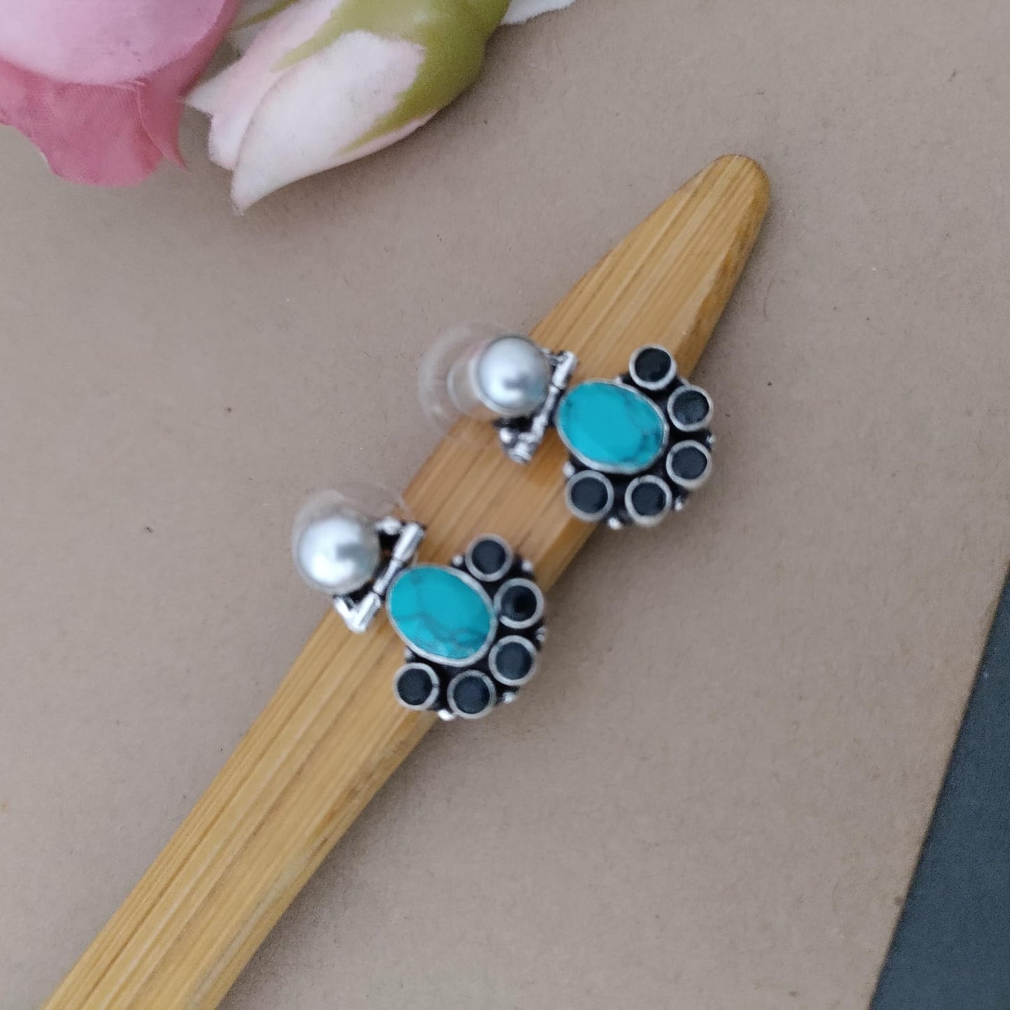 Stone earring Dangler