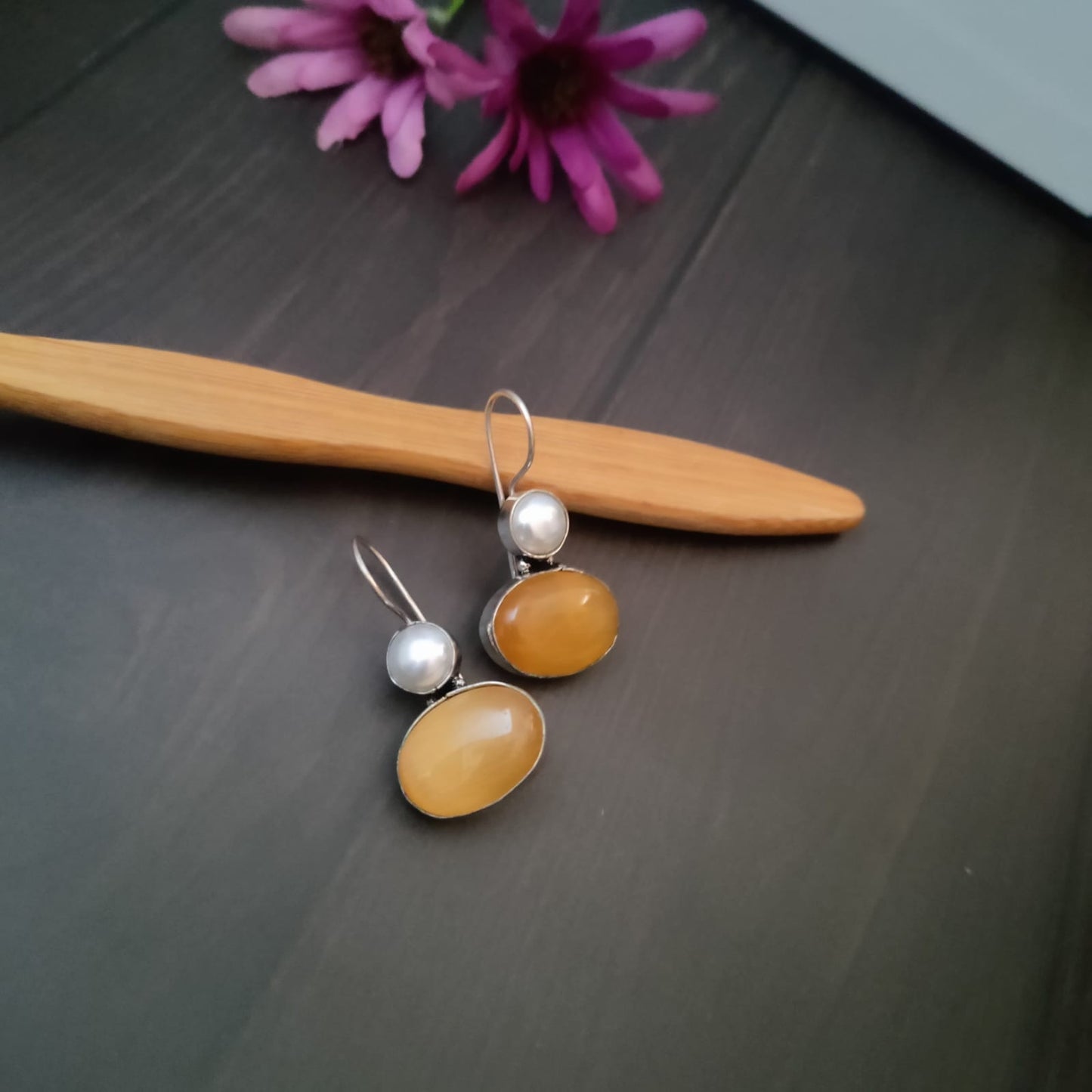 Yellow stone earring