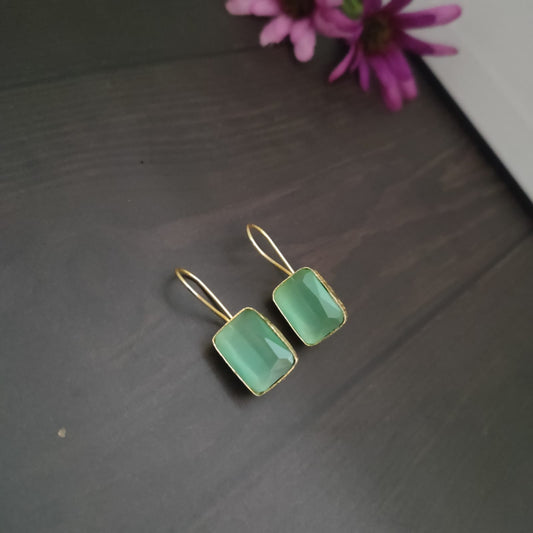 Green stone earring