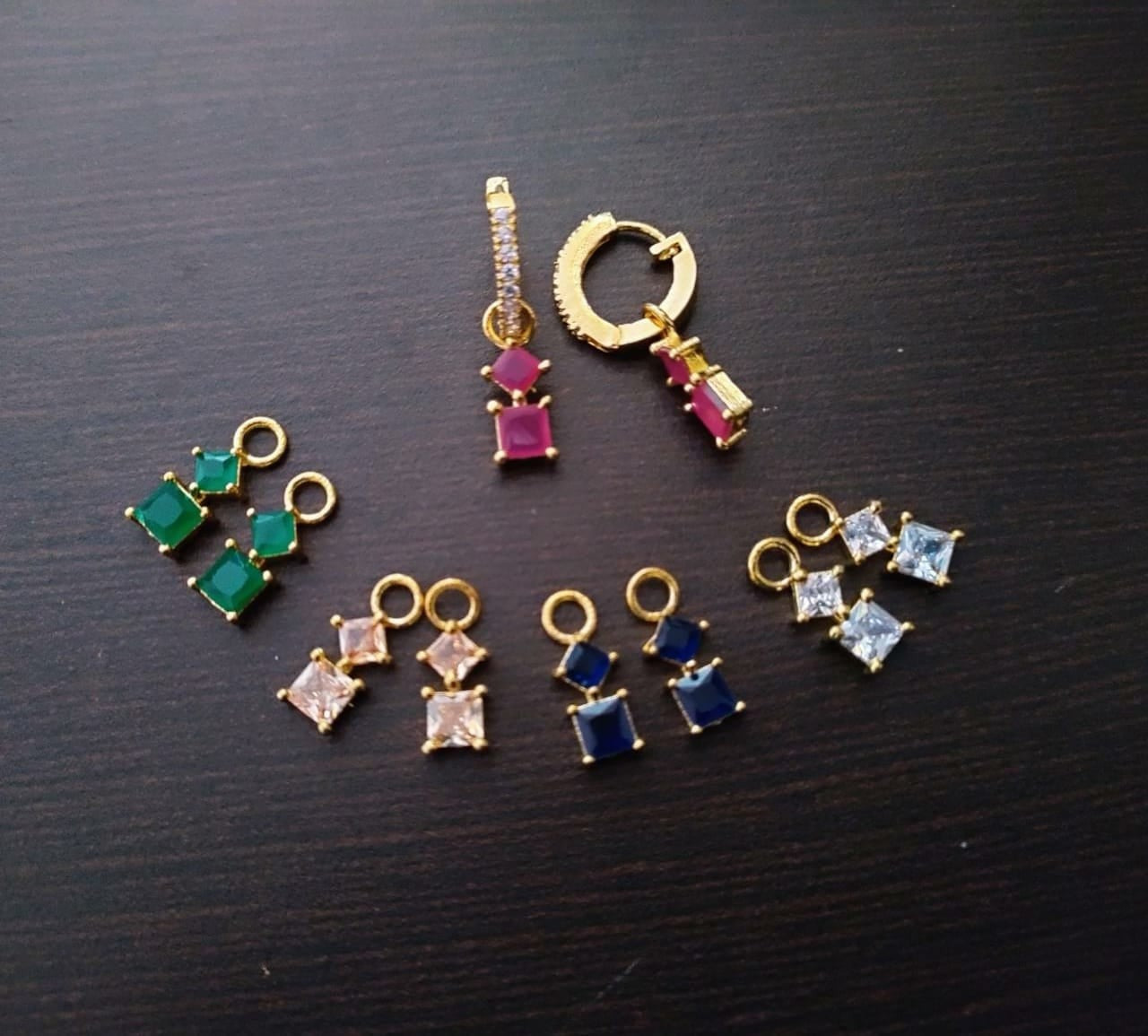 Changeable AD Stone earring