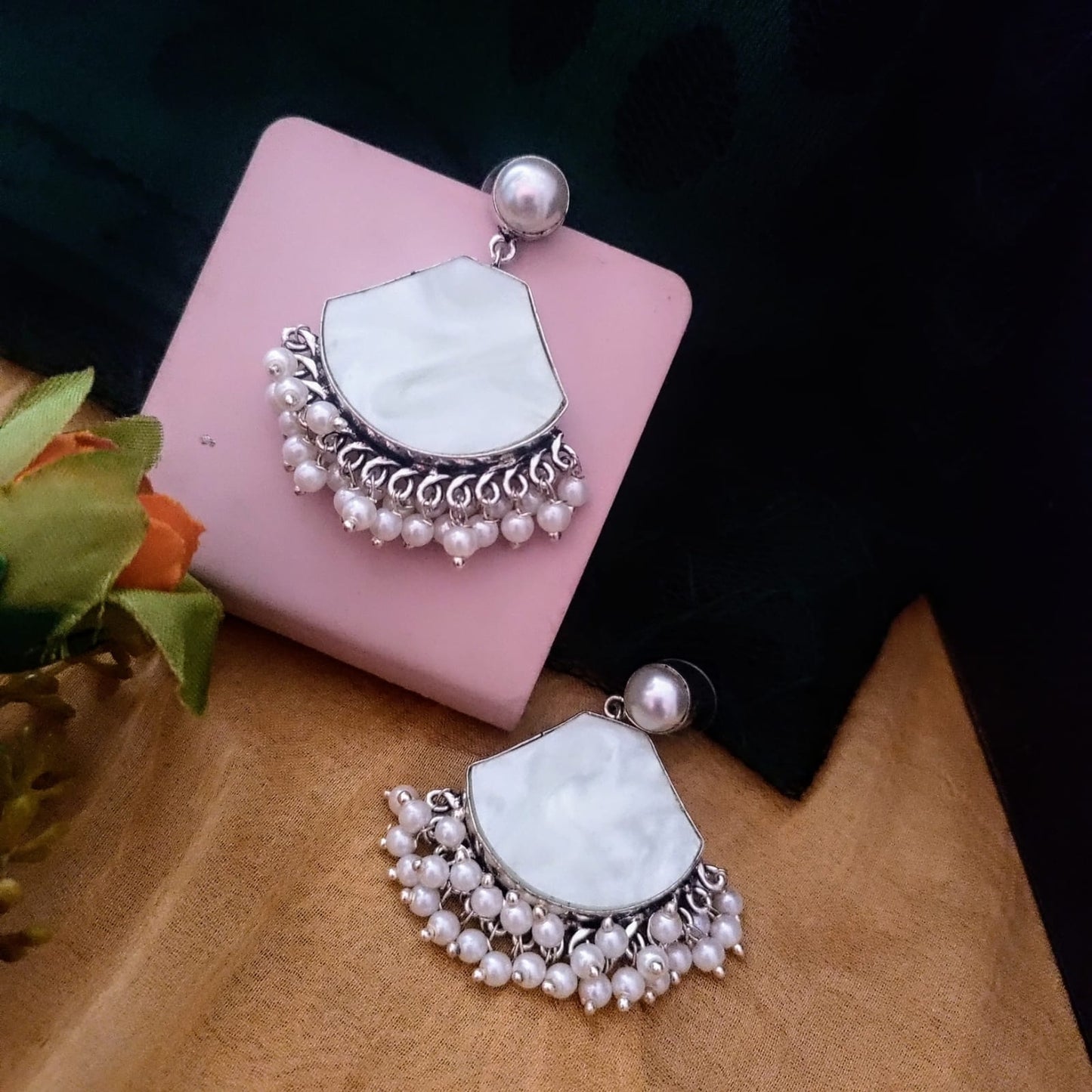Shell Stone earring