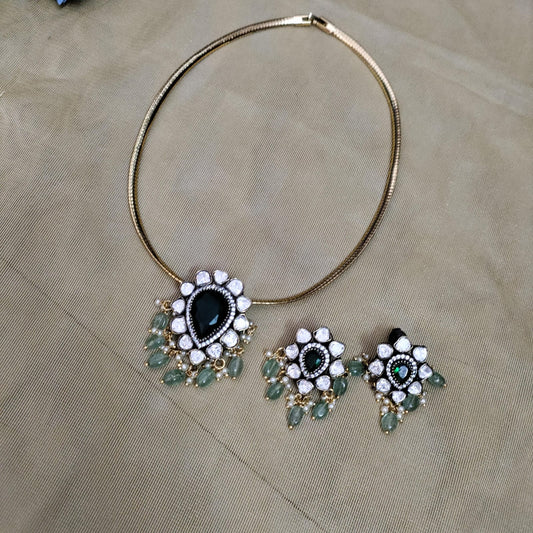 Hasuli kundan set