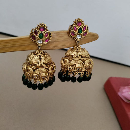 Jadau kundan green beads jumkha