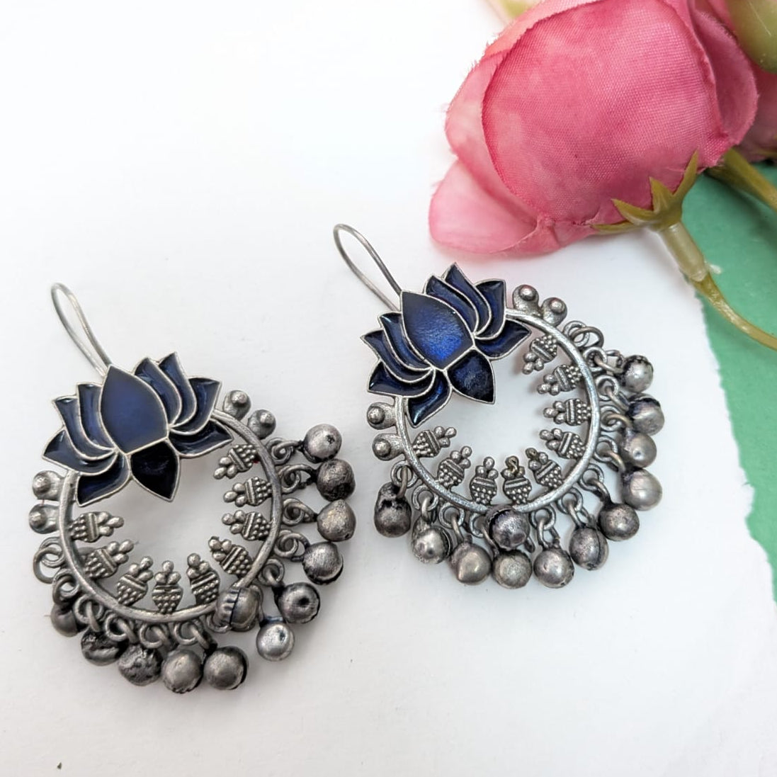 Lotus Hook Earing