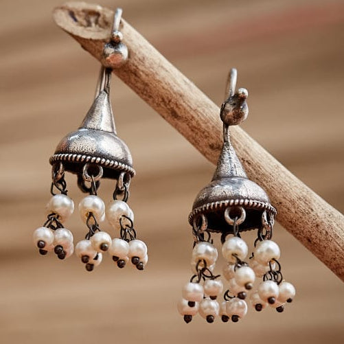 Silver Pearl Drop Earring