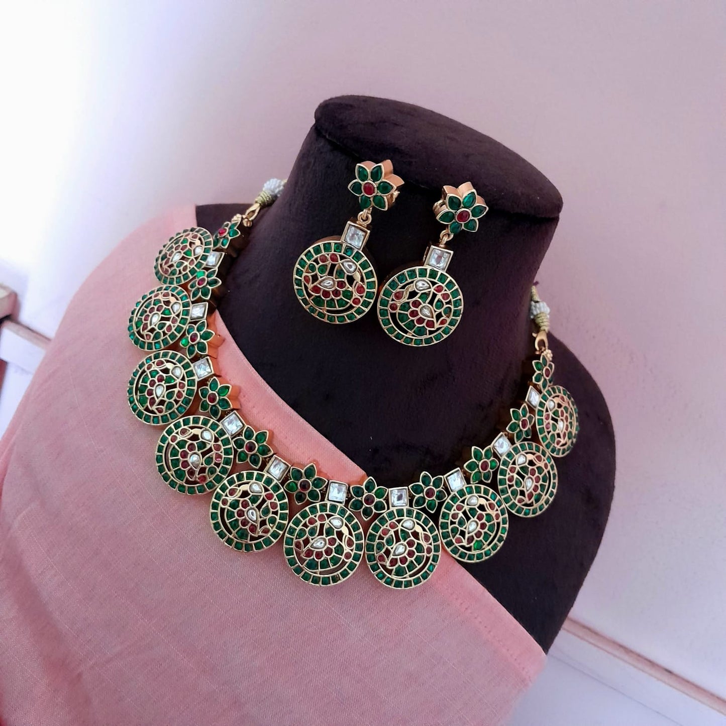 Traditional Peacock Real Kemp Flower Necklace Set(Green)