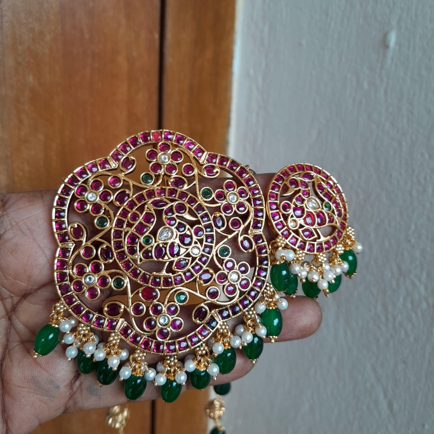 Rakodi big size real kemp stone pendant chain set