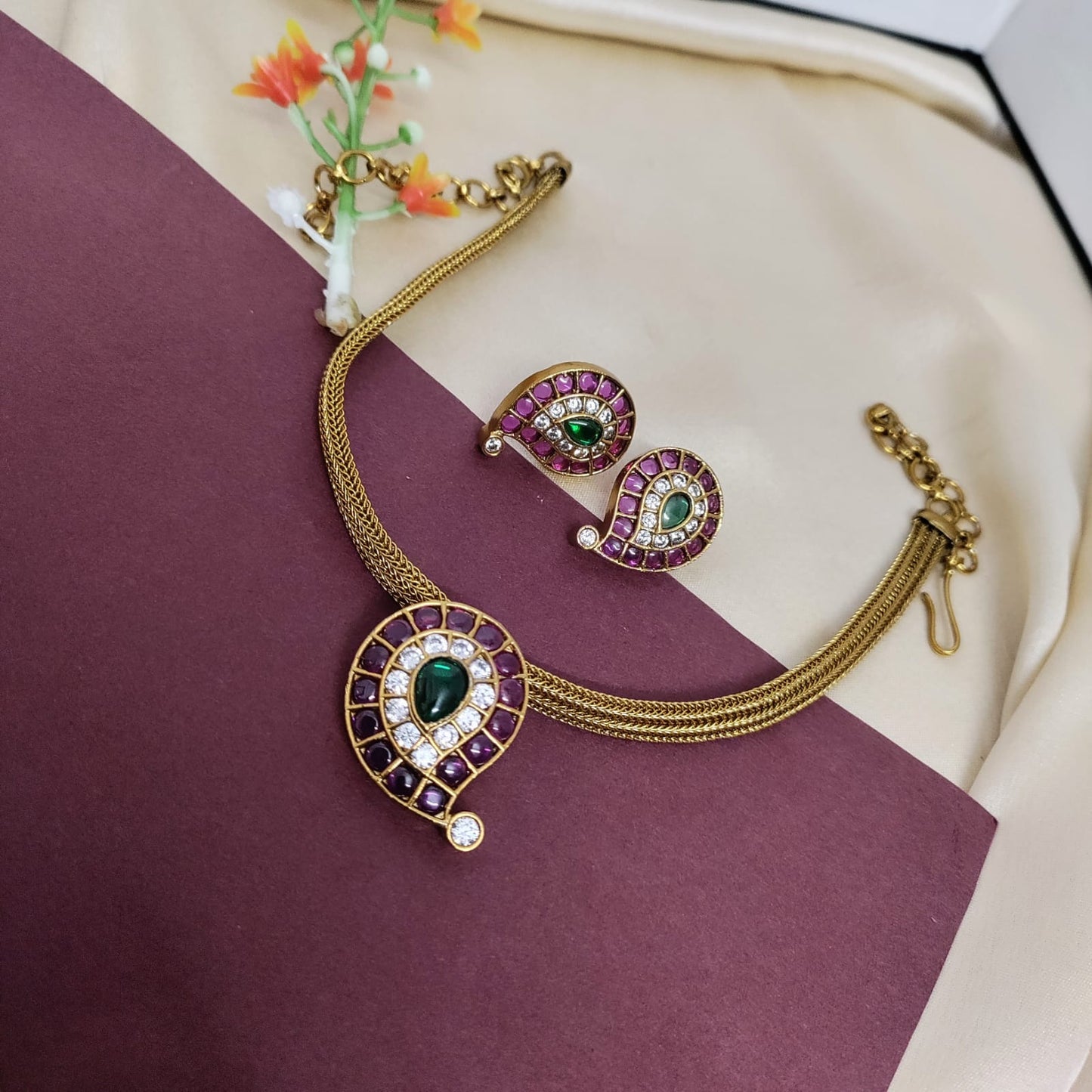 Mango shaped adigai necklace