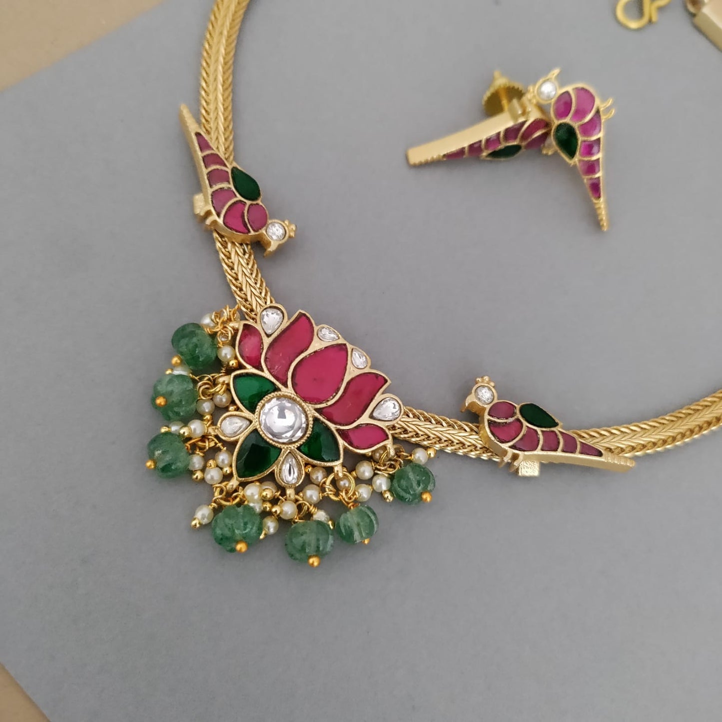 Bird lotus jadau necklace set