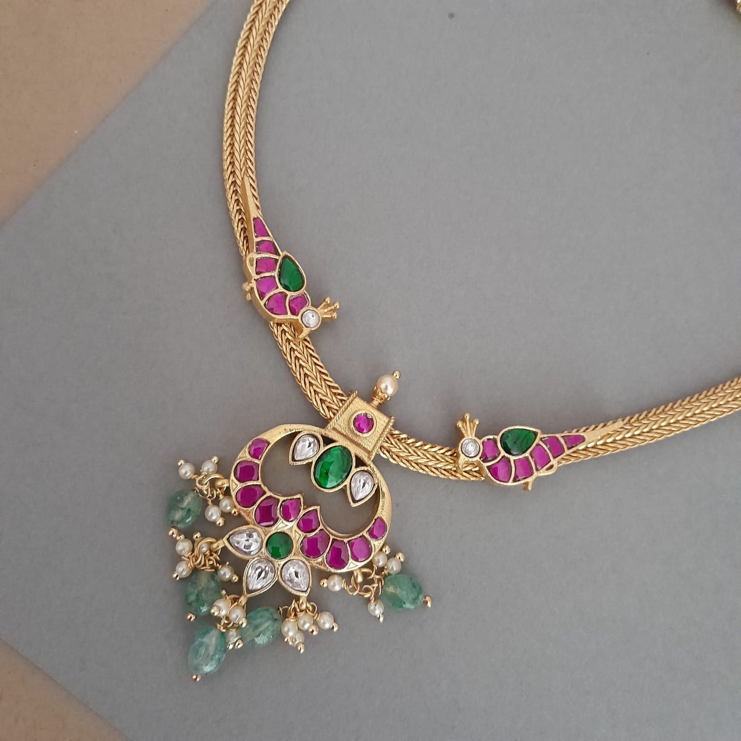 Jadau kundan floral adigai necklace
