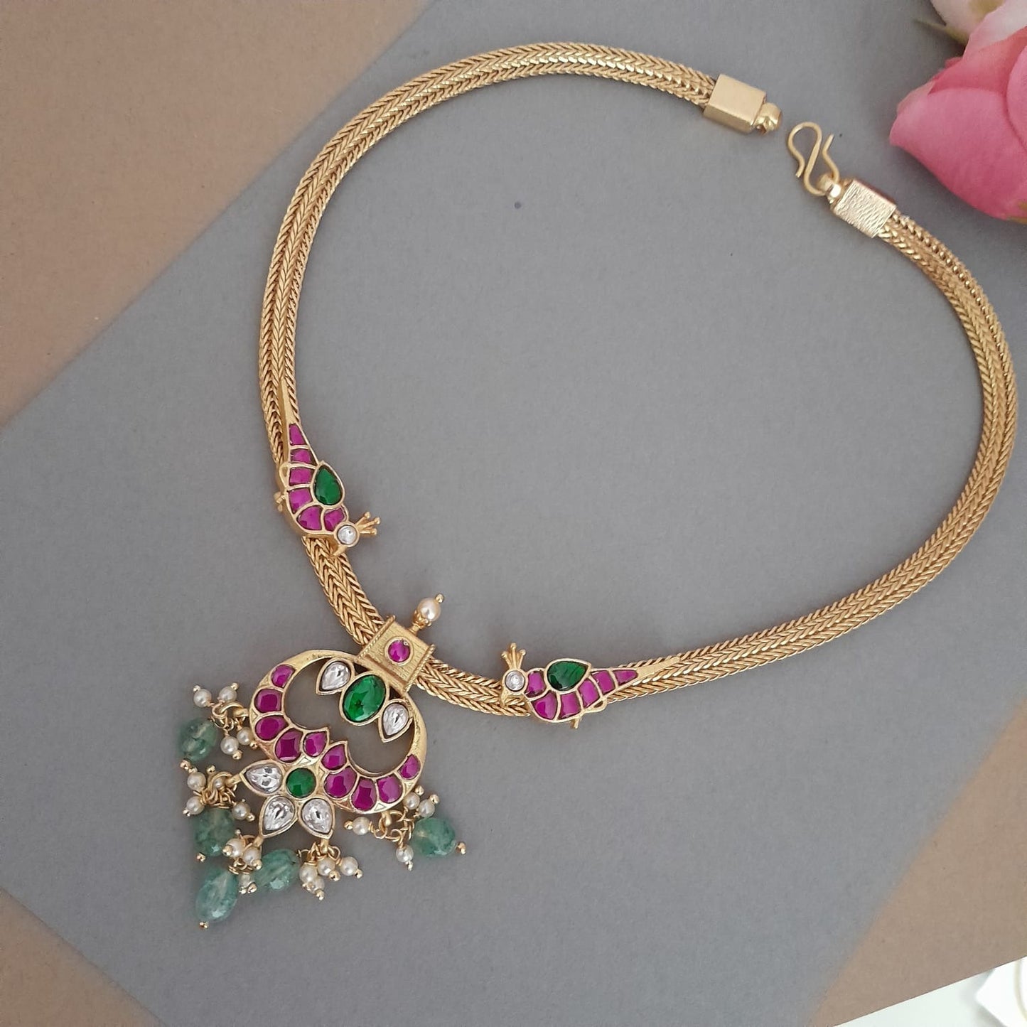 Jadau kundan floral adigai necklace