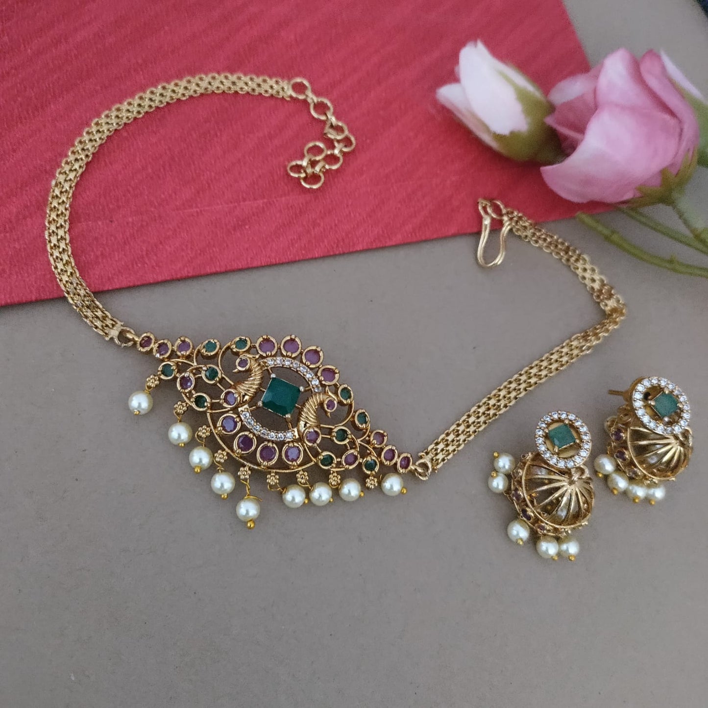 Peacock chocker set